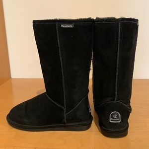 BearPaw black Boots